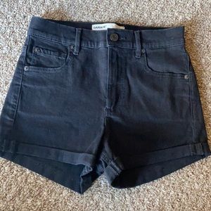 Black HW Retro denim shorts